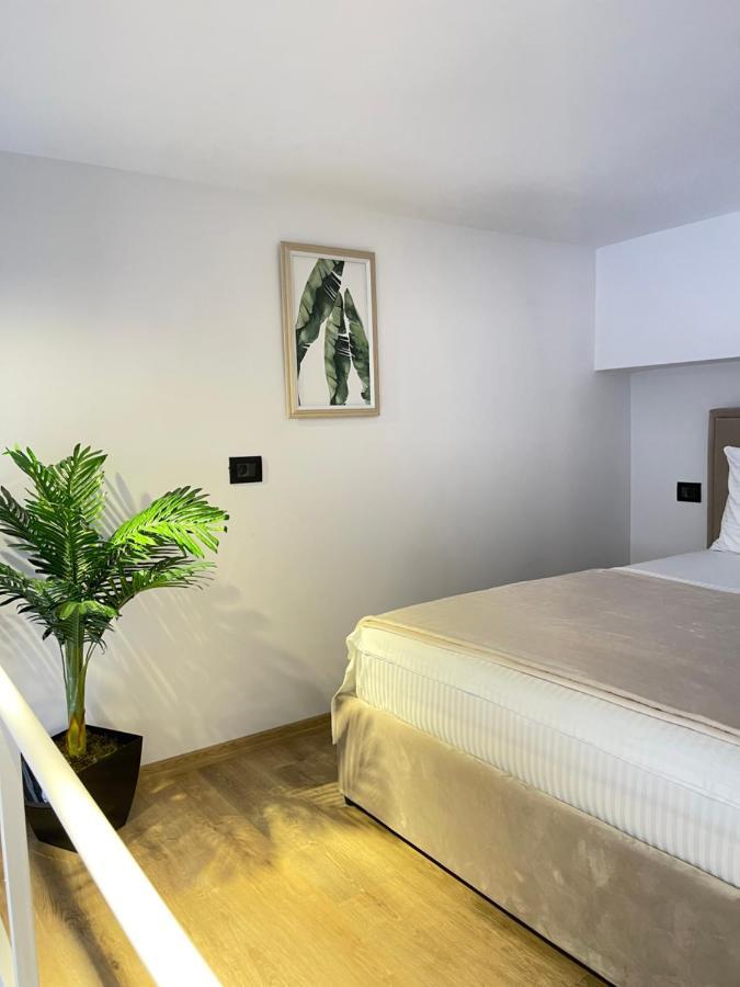 Duplex Lungomare Suites Влёра Экстерьер фото
