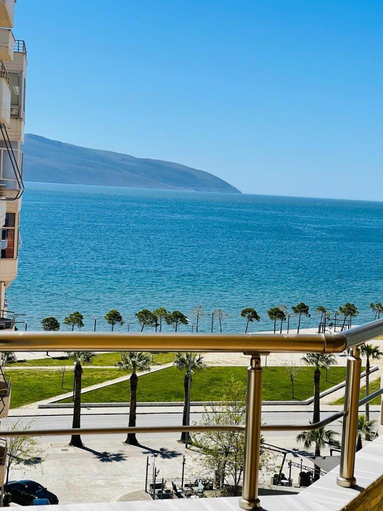 Duplex Lungomare Suites Влёра Экстерьер фото