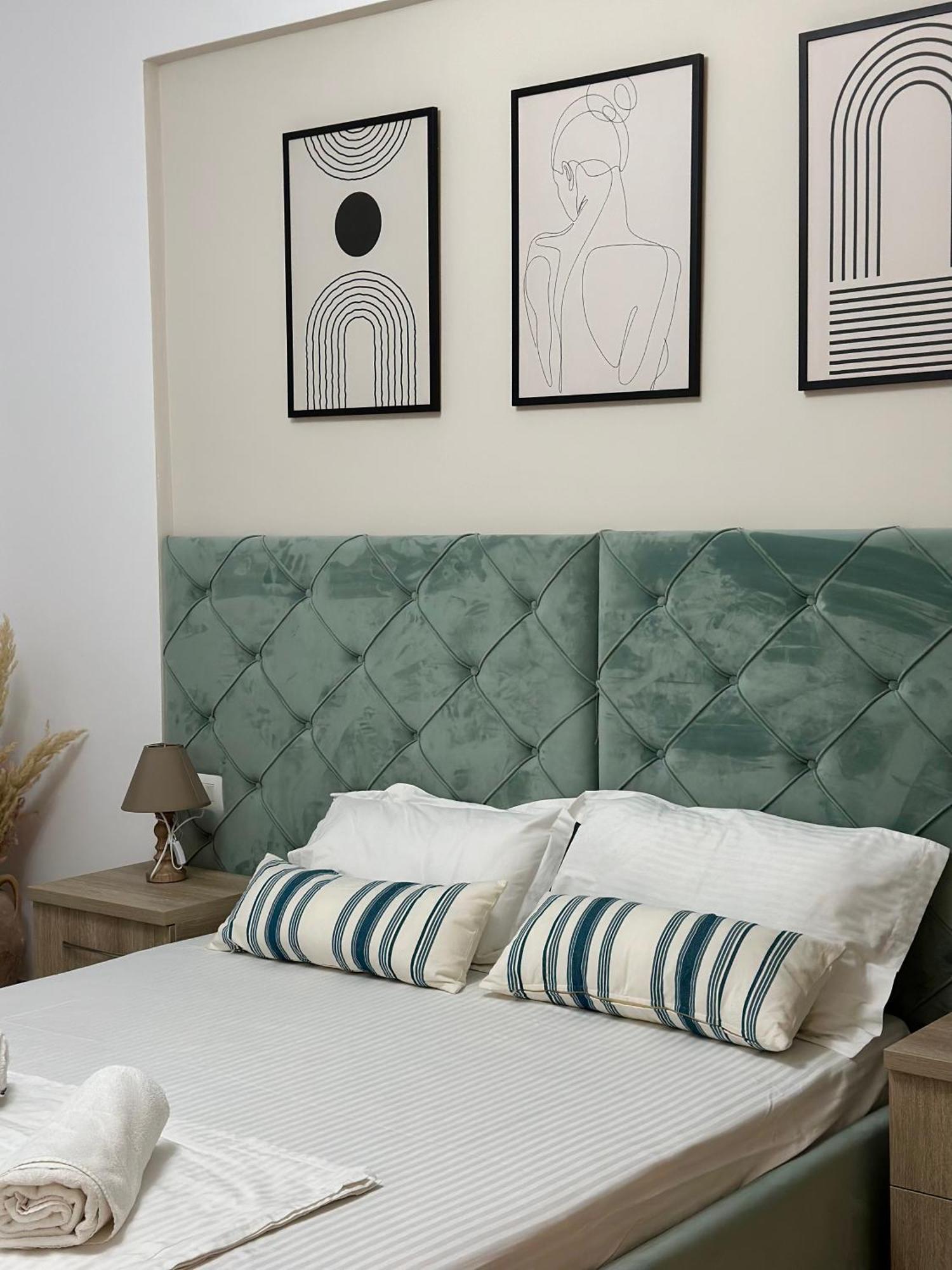 Duplex Lungomare Suites Влёра Экстерьер фото